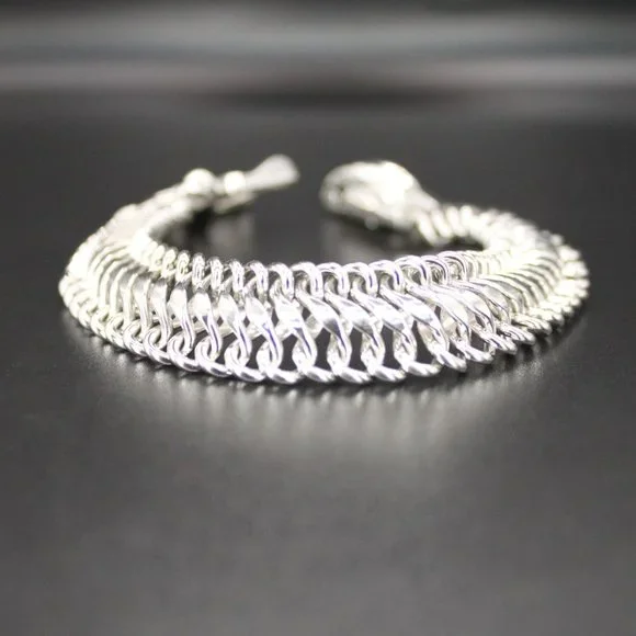 Vintage Signed CORO PEGASUS Thick Link Bracelet Silver Tone 7.5" Long 1950s - Picture 3 of 15